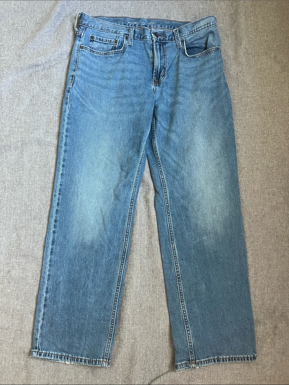 Old Navy Men's Relaxed Basic Loose  - Medium Wash 33x30